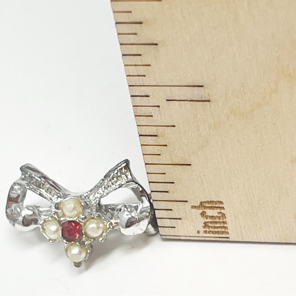 Vintage Tiny Victorian Royal Crown Beaded Brooch - Picture 7 of 7